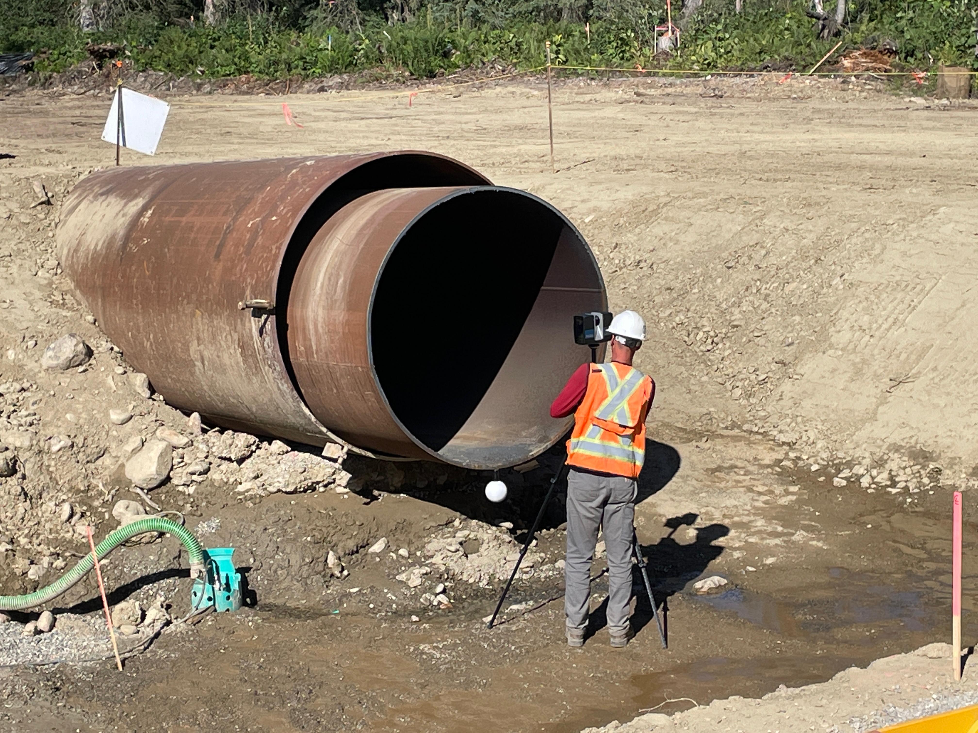 Pipe alignment survey on site